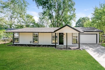 607 HAMBLEN RD GREENWOOD, MO 64034